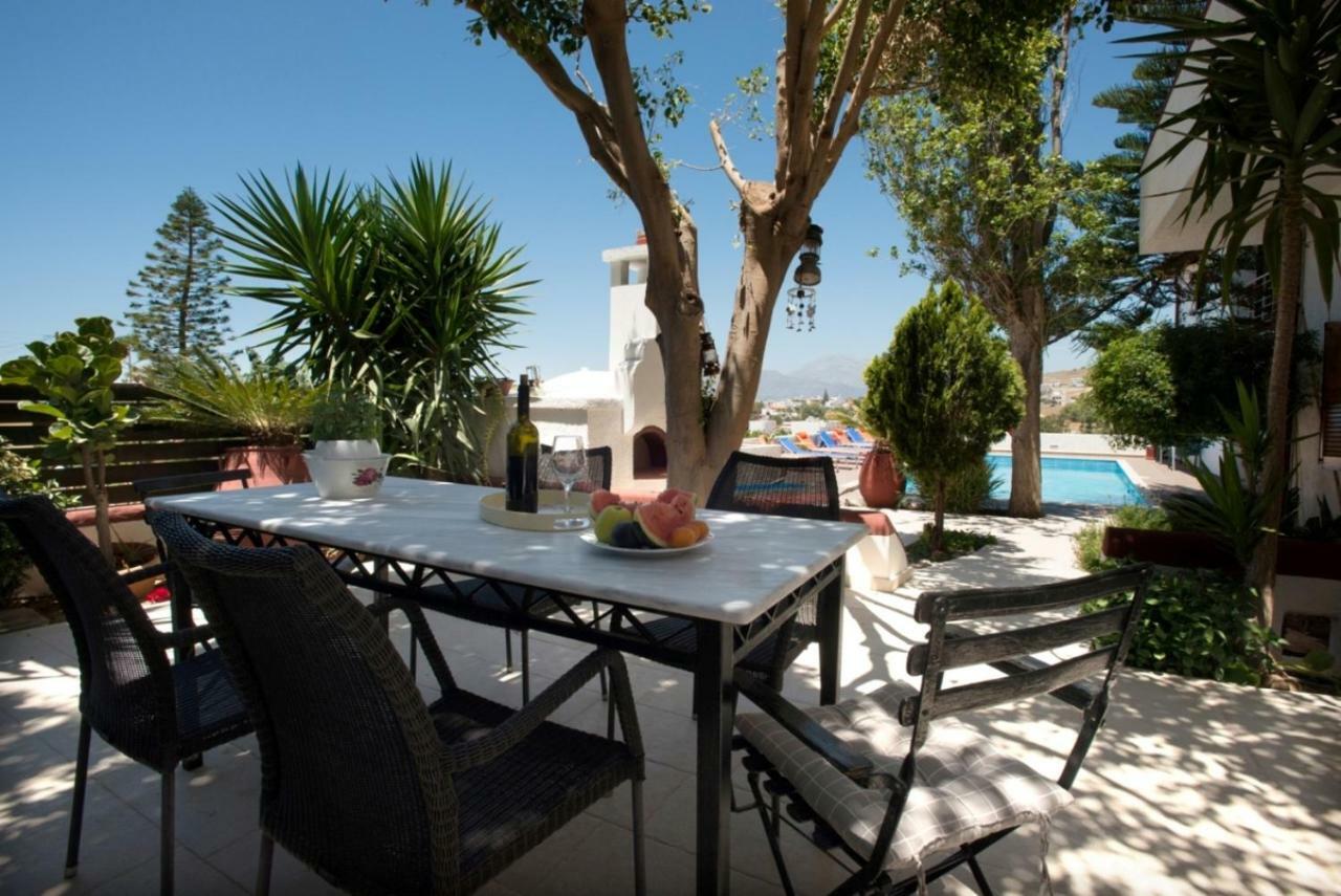 Houmeli Maisonettes & Apartments Kalamaki  Exterior photo