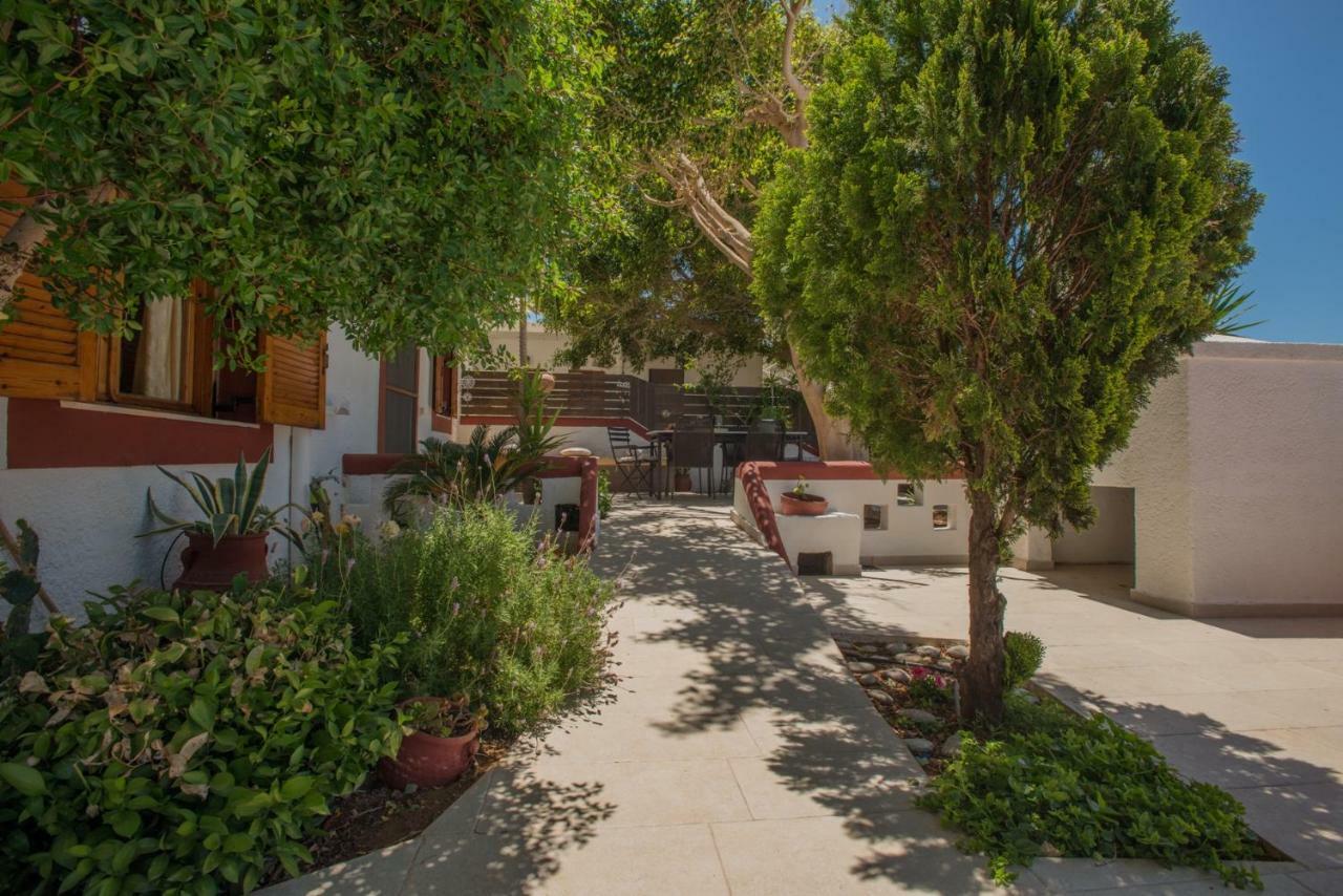 Houmeli Maisonettes & Apartments Kalamaki  Exterior photo