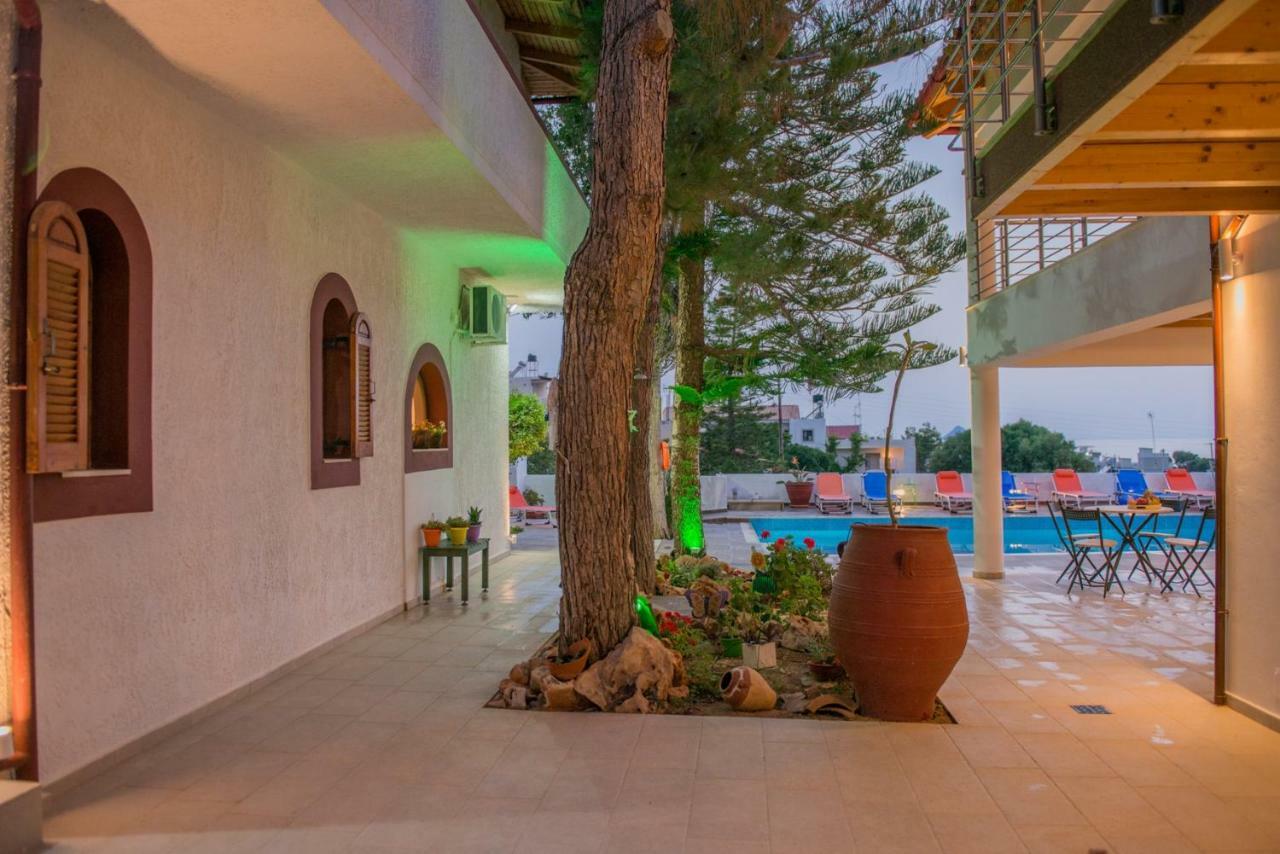 Houmeli Maisonettes & Apartments Kalamaki  Exterior photo
