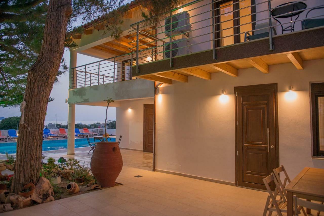 Houmeli Maisonettes & Apartments Kalamaki  Exterior photo