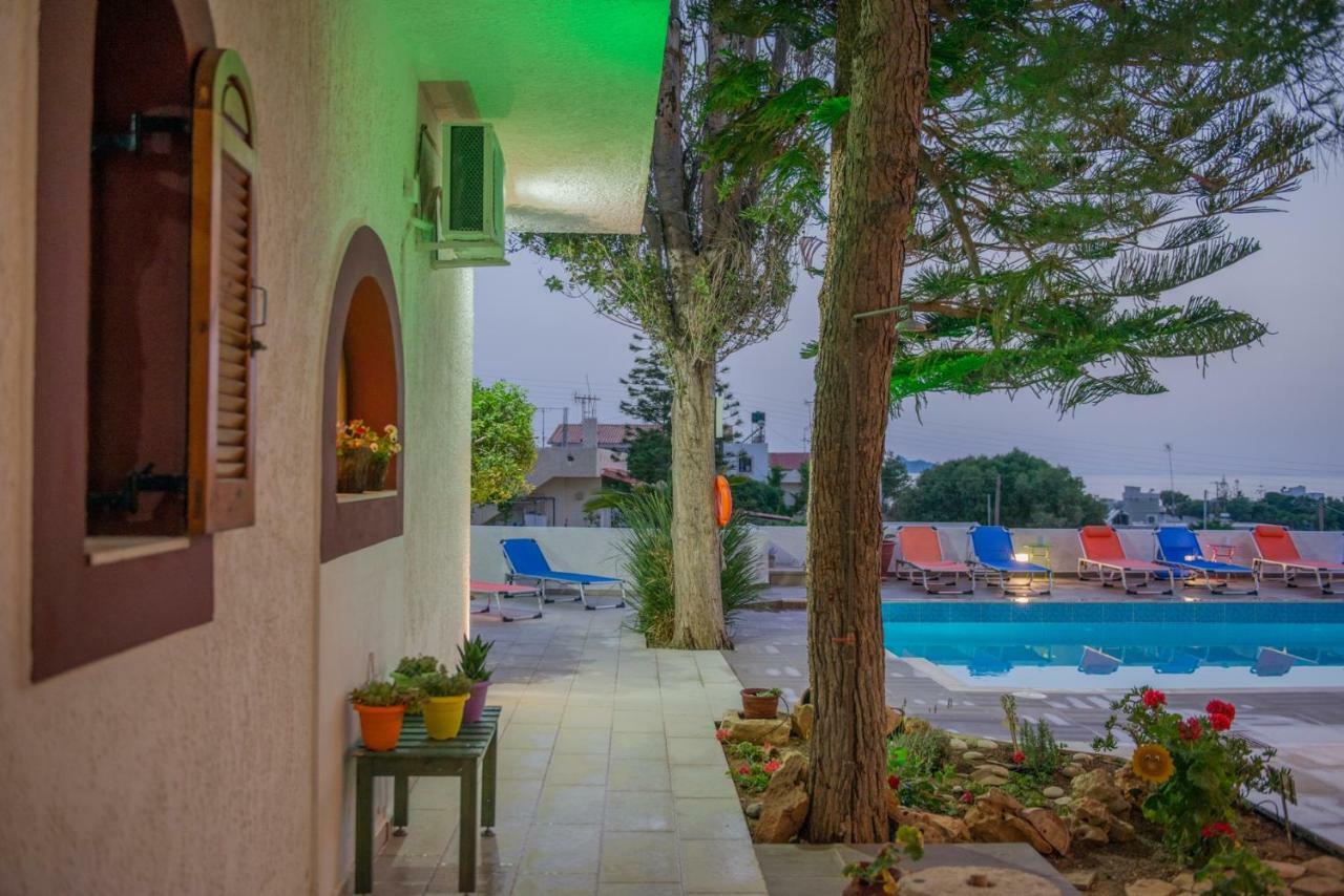 Houmeli Maisonettes & Apartments Kalamaki  Exterior photo